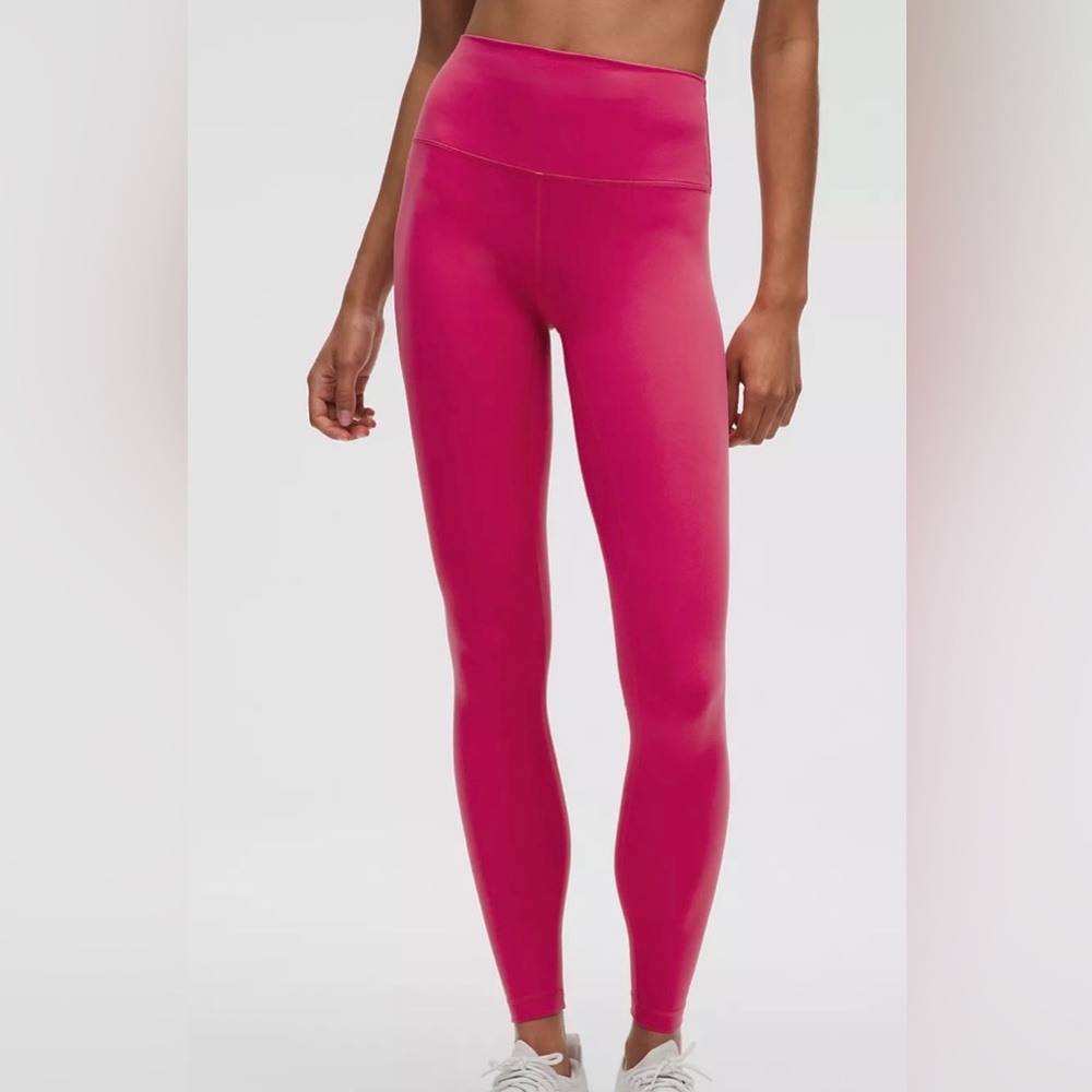 Lululemon Wunder Train 28” Leggings in Passionate
